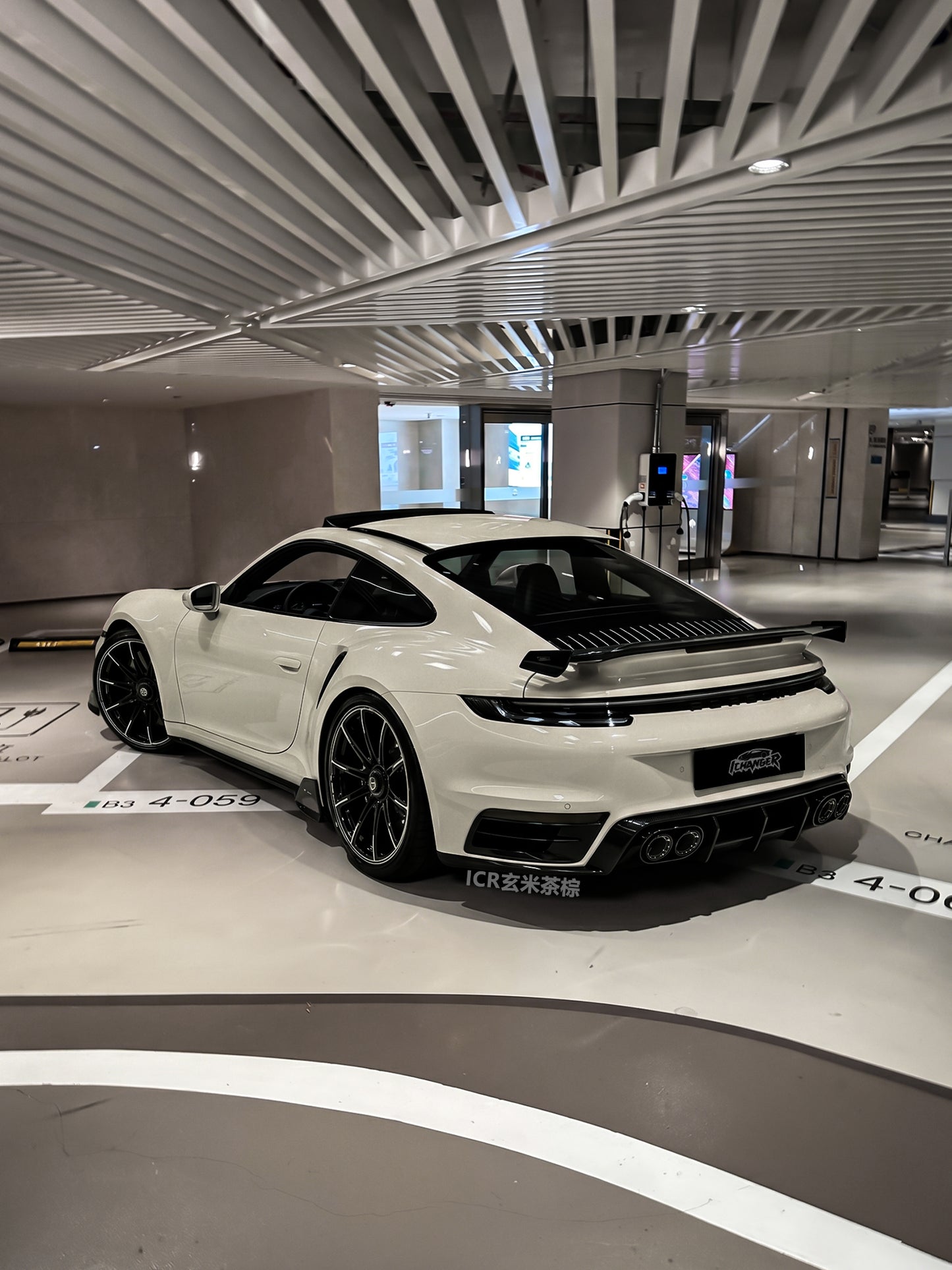 What Warranty for Wrap A Full Car in Los Angeles Tea Brown for Porsche 911