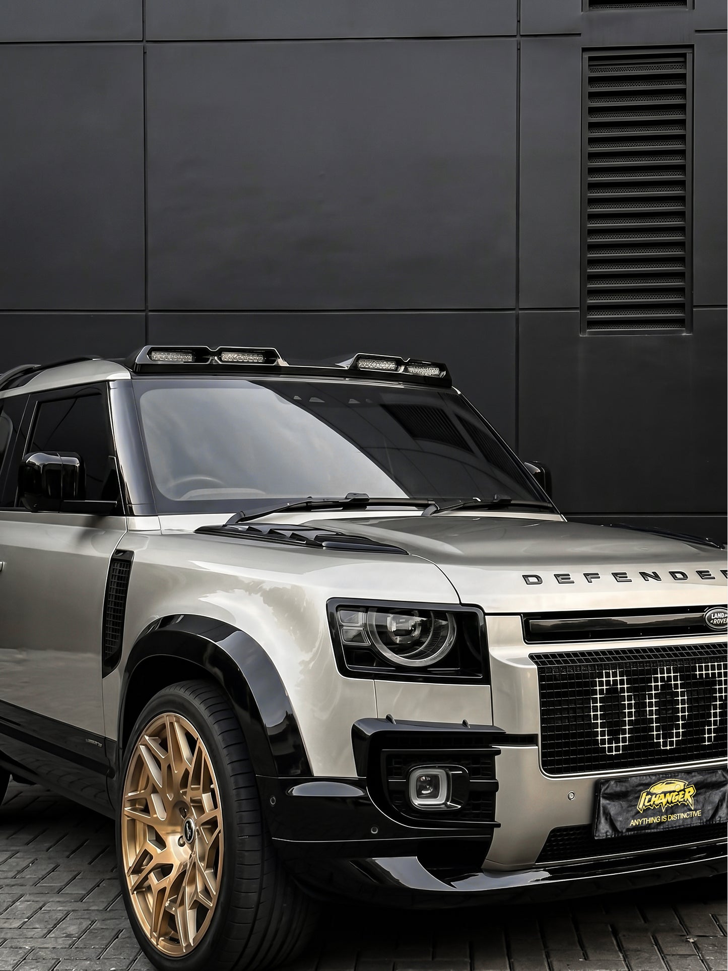 Where Can Wrapp Full Car in New York Super Paint Champagne Gold for Defender
