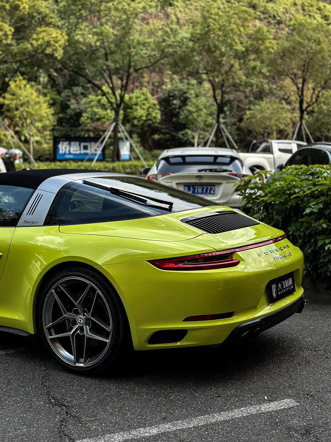 Vinyl Wrap Acid Green