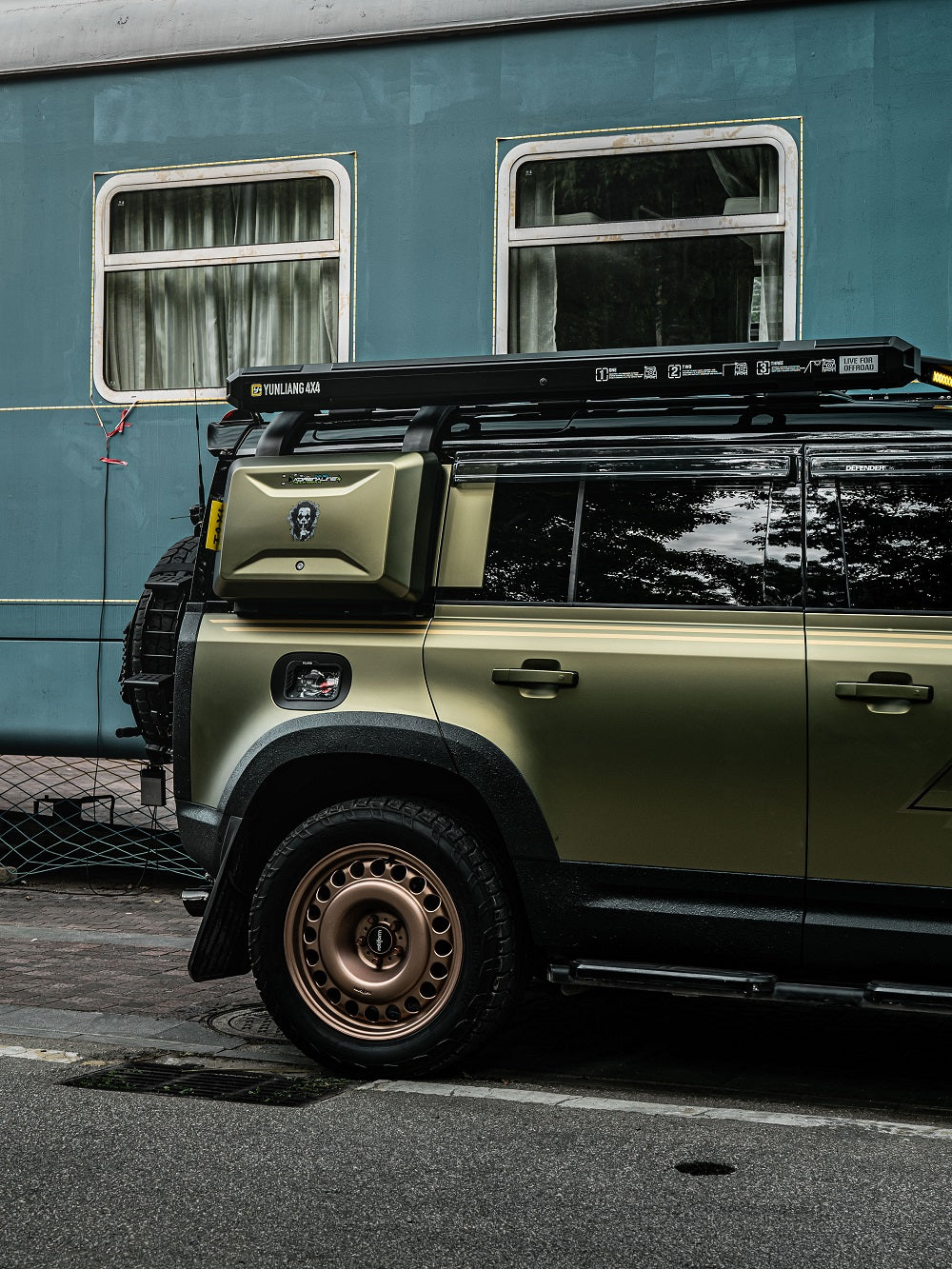 Vinyl Wrap Lightning Green