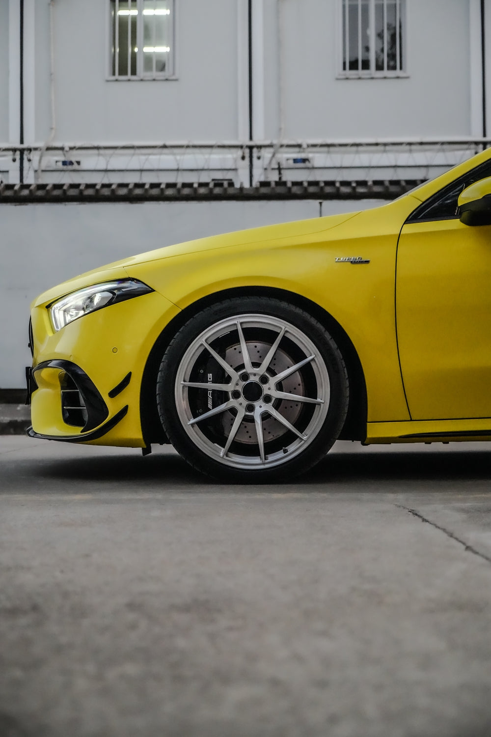Vinyl Wrap Super Gloss Maize Yellow