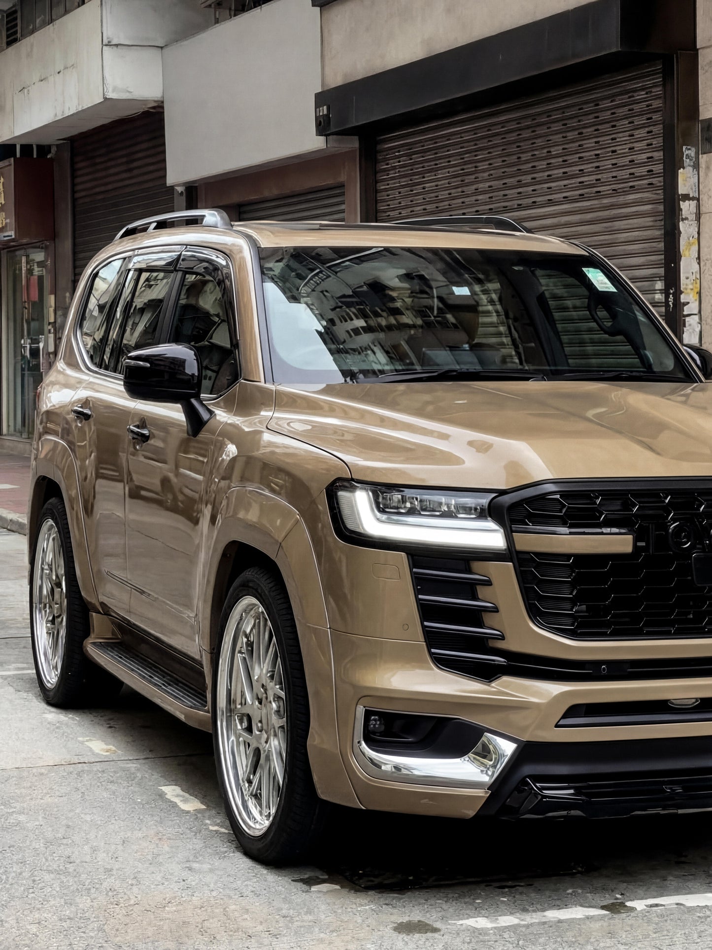 Vinyl Wrap in Miami Filbert Brown