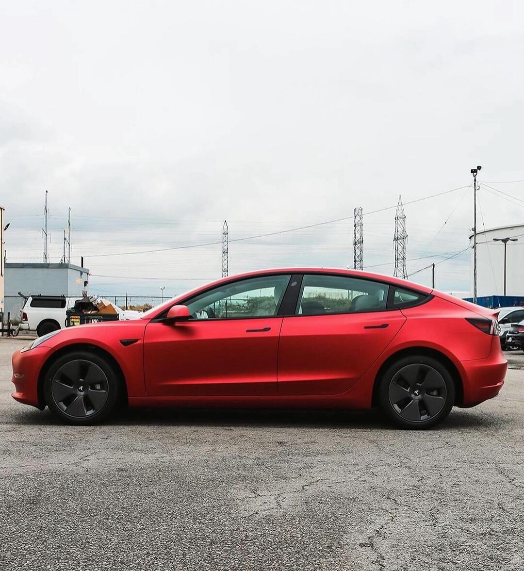 Vinyl Wrap Cost Satin Red for Tesla Model 3
