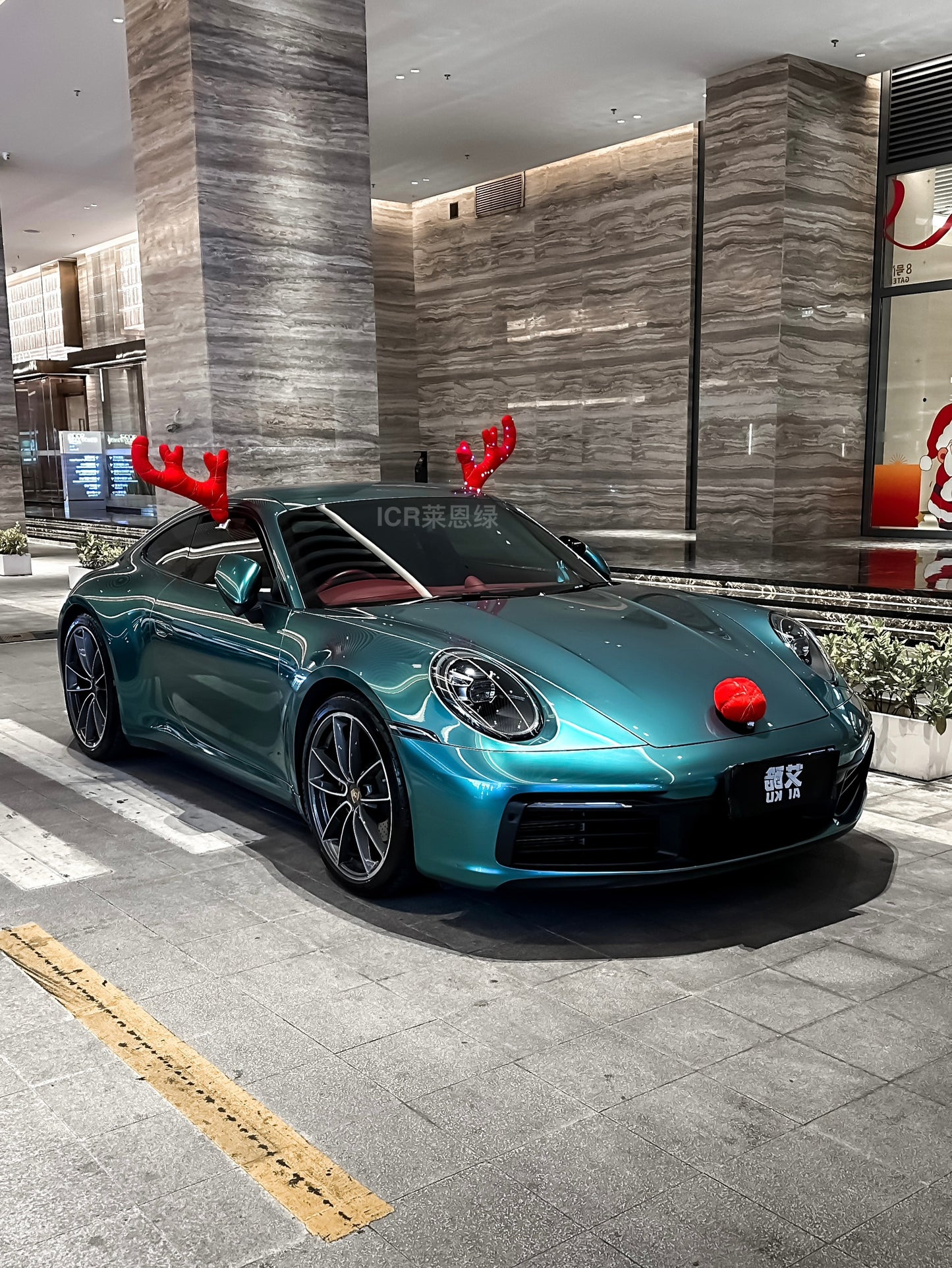 Vinyl Wrap Lane Green For Porsche