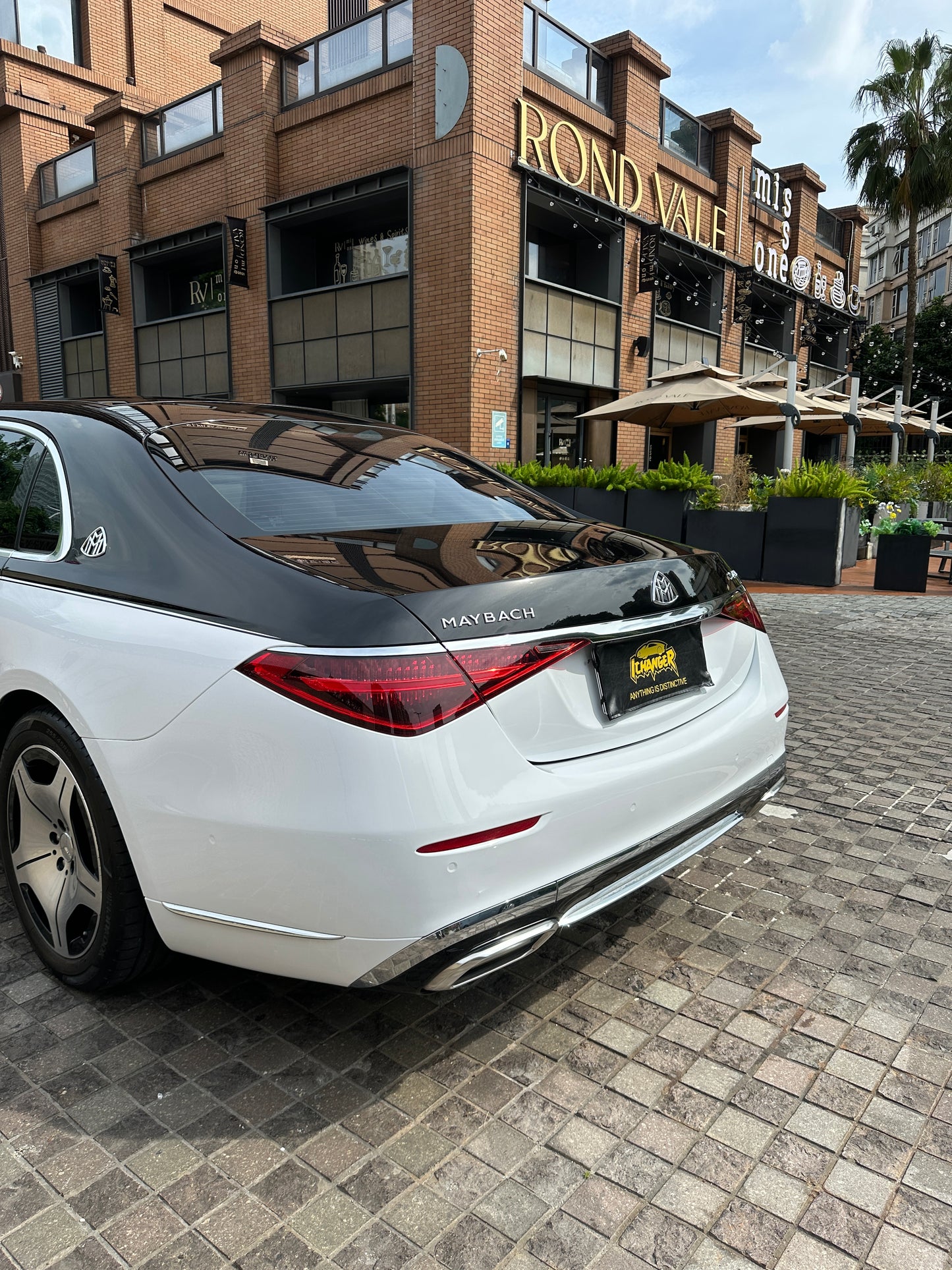 How Much Wrap A Car Champion White for Mercedes Benz Maybach