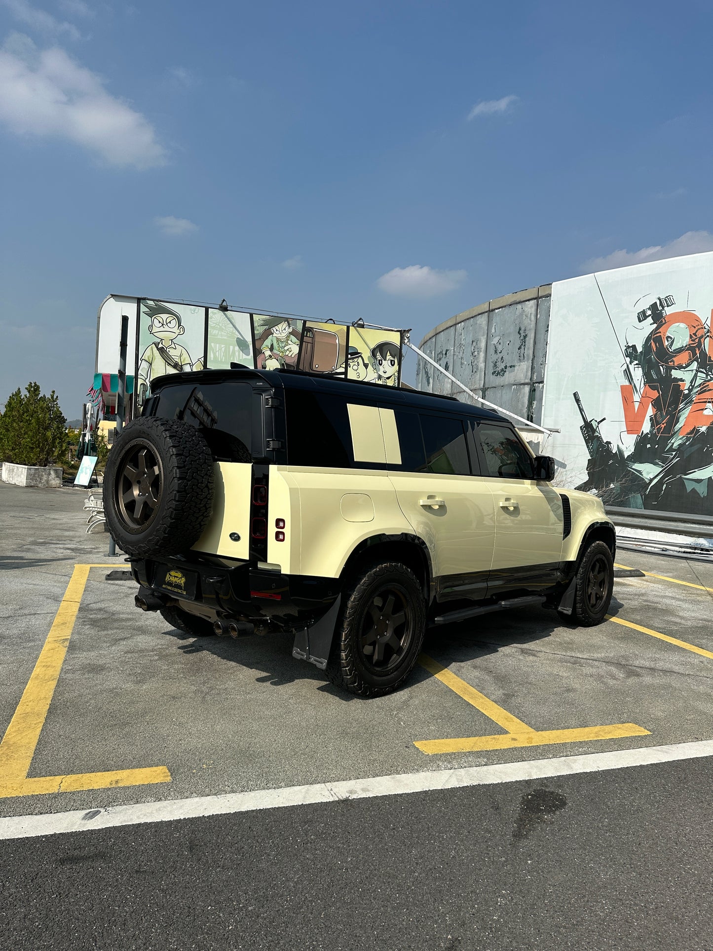 Ichanger Premium Car Wrap Film in Portugal Daisy Yellow For Range Defender