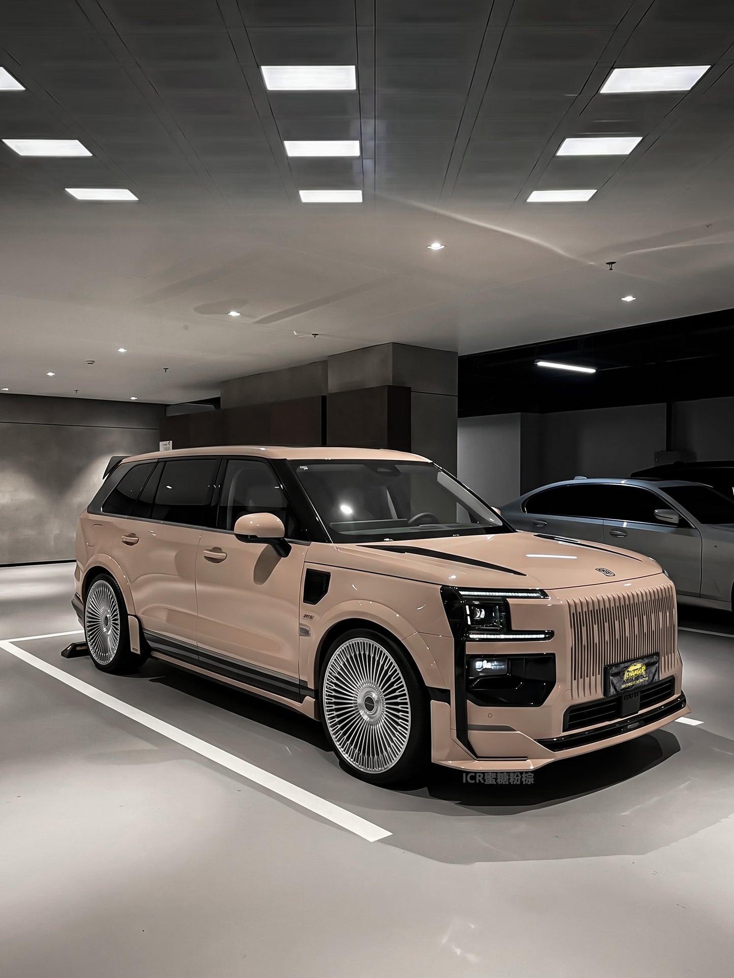 Vinyl Wrap Brand Cost in Florida Honey Brown for Zeekr 9X