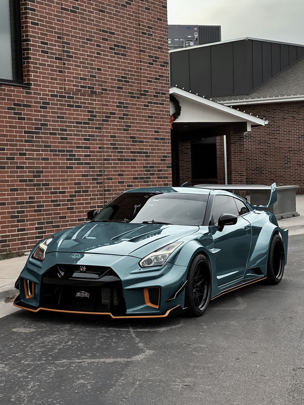 Vinyl Wrap Salix Grey For Nissan GT