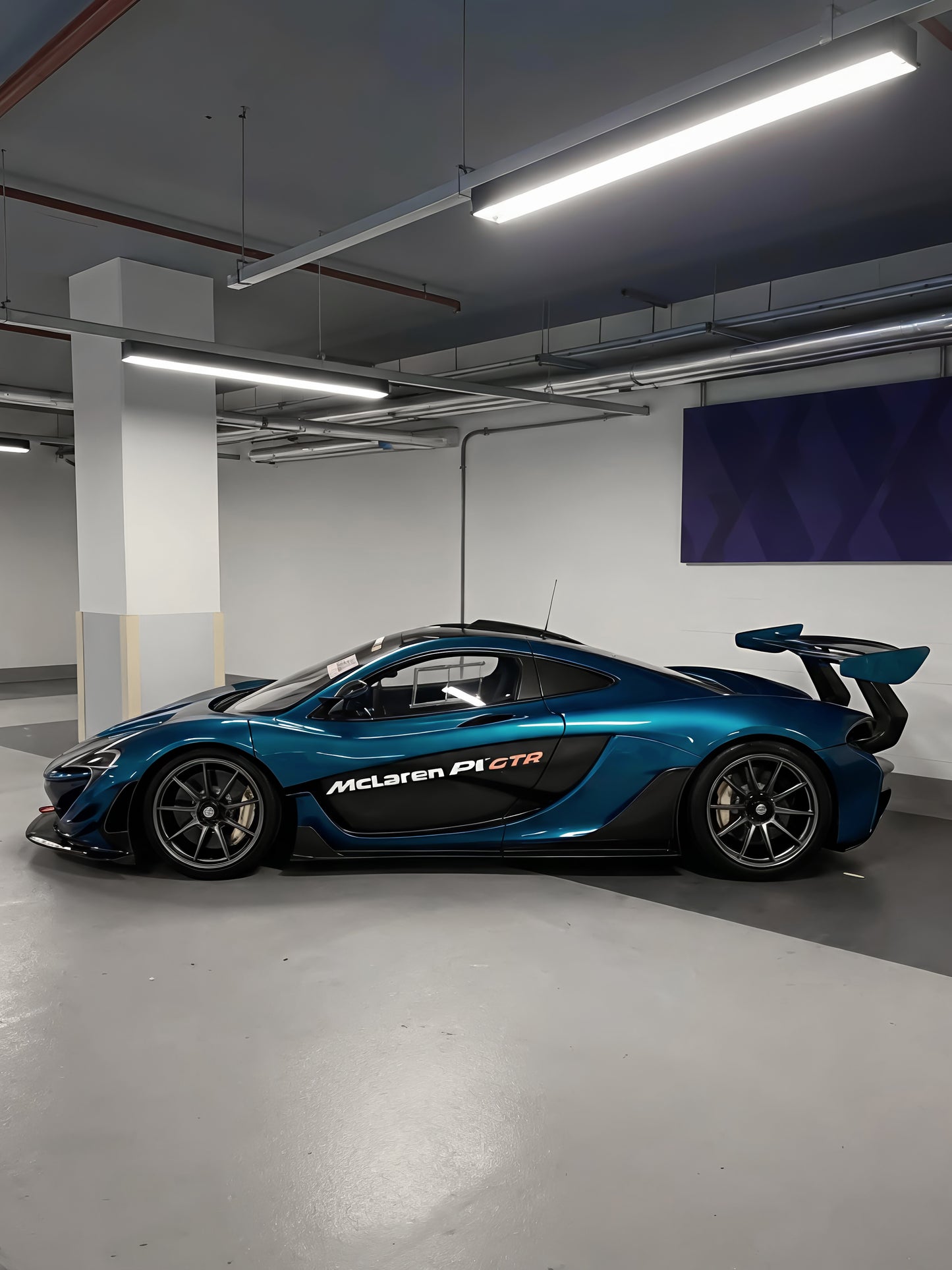 Wrapping A New Color for your Car PPF Butterfy Valley Blue for McLaren