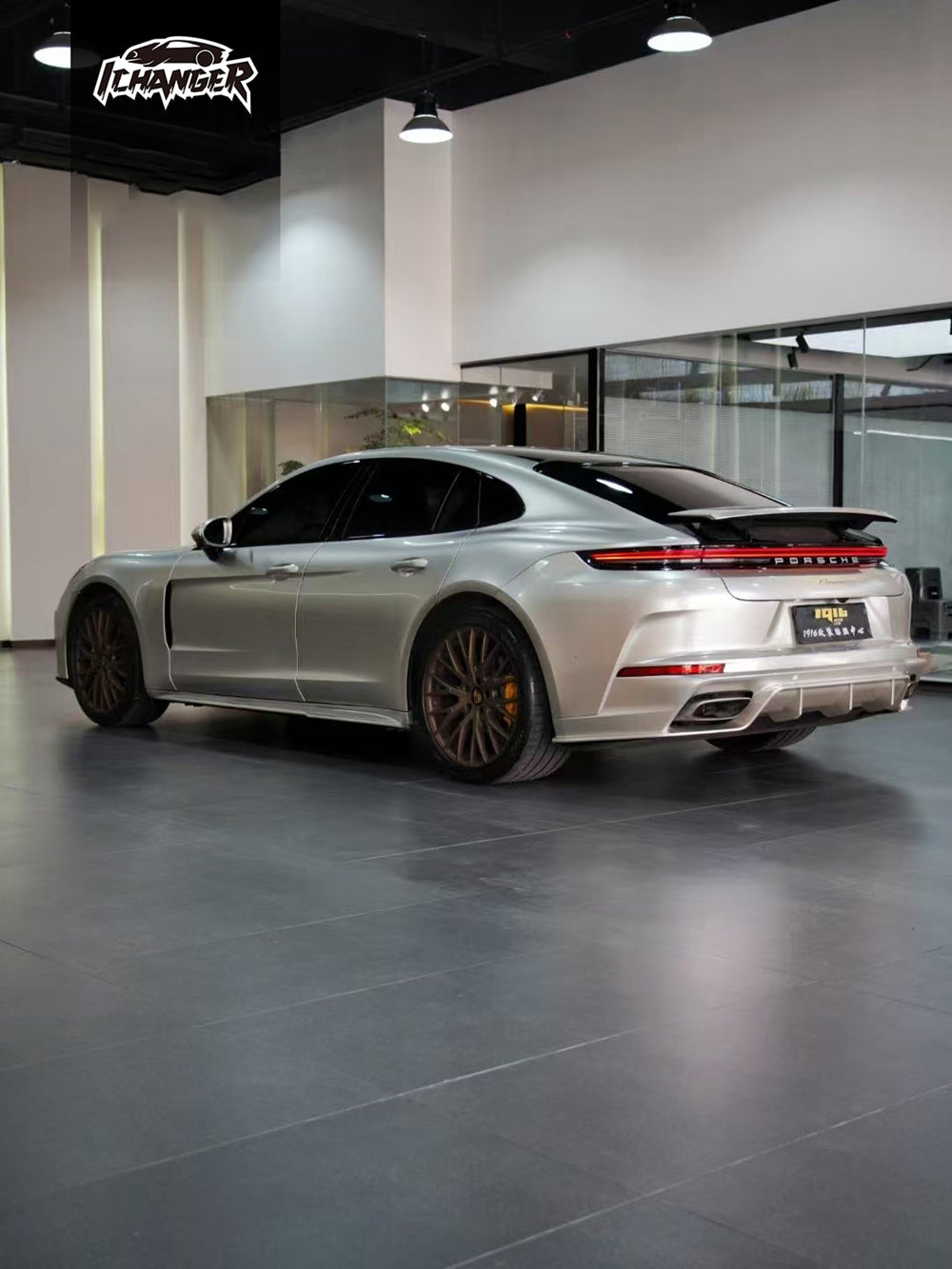 Vinyl Wrap Victor Silver For Porsche