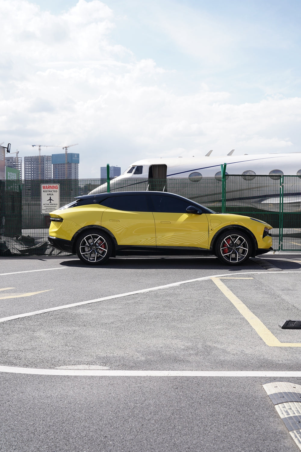 Vinyl Wrap Racing Yellow