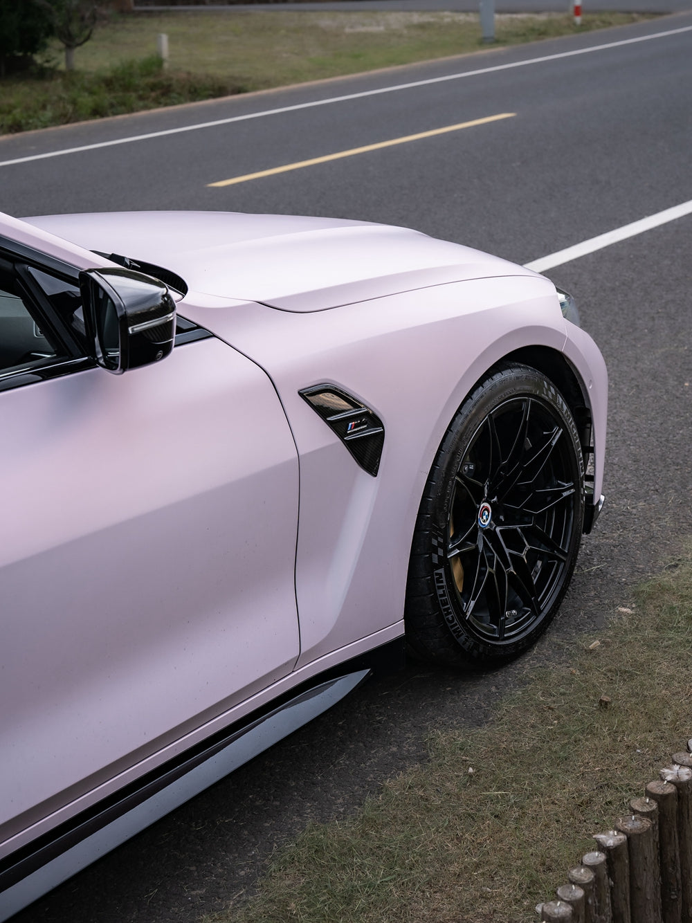 Vinyl Wrap Gloss Pear White To Pink