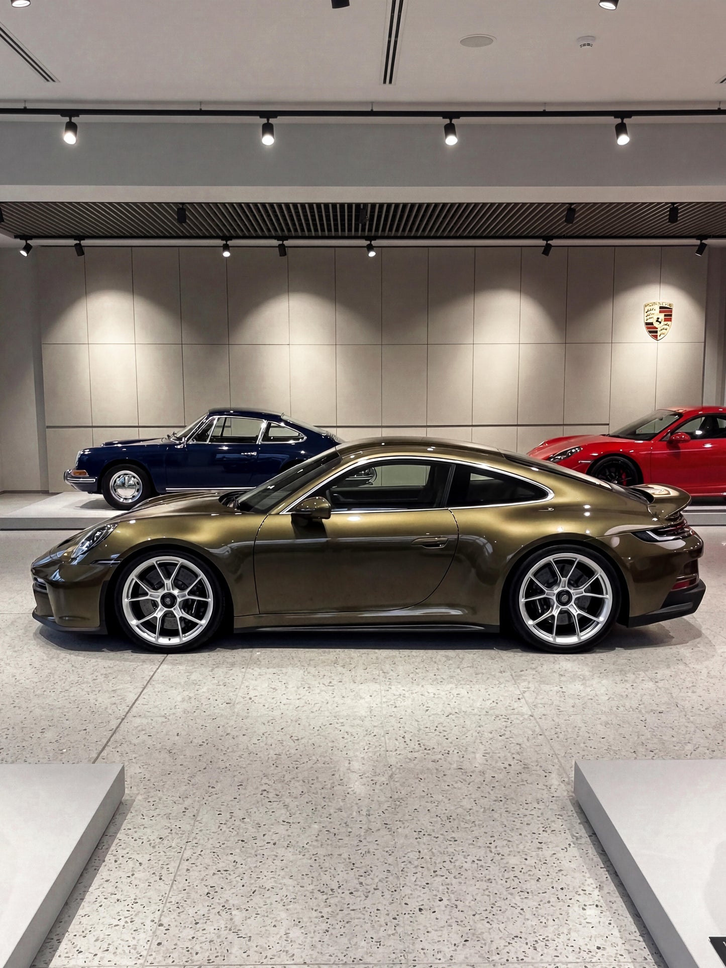 How much Wrapping A Car in Los Angeles Golden Copper for Porsche