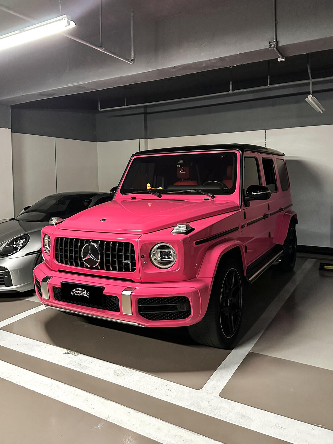 Car Wrapping New Color in New York Super Gloss Rose Pink for Merecedes Benz G63