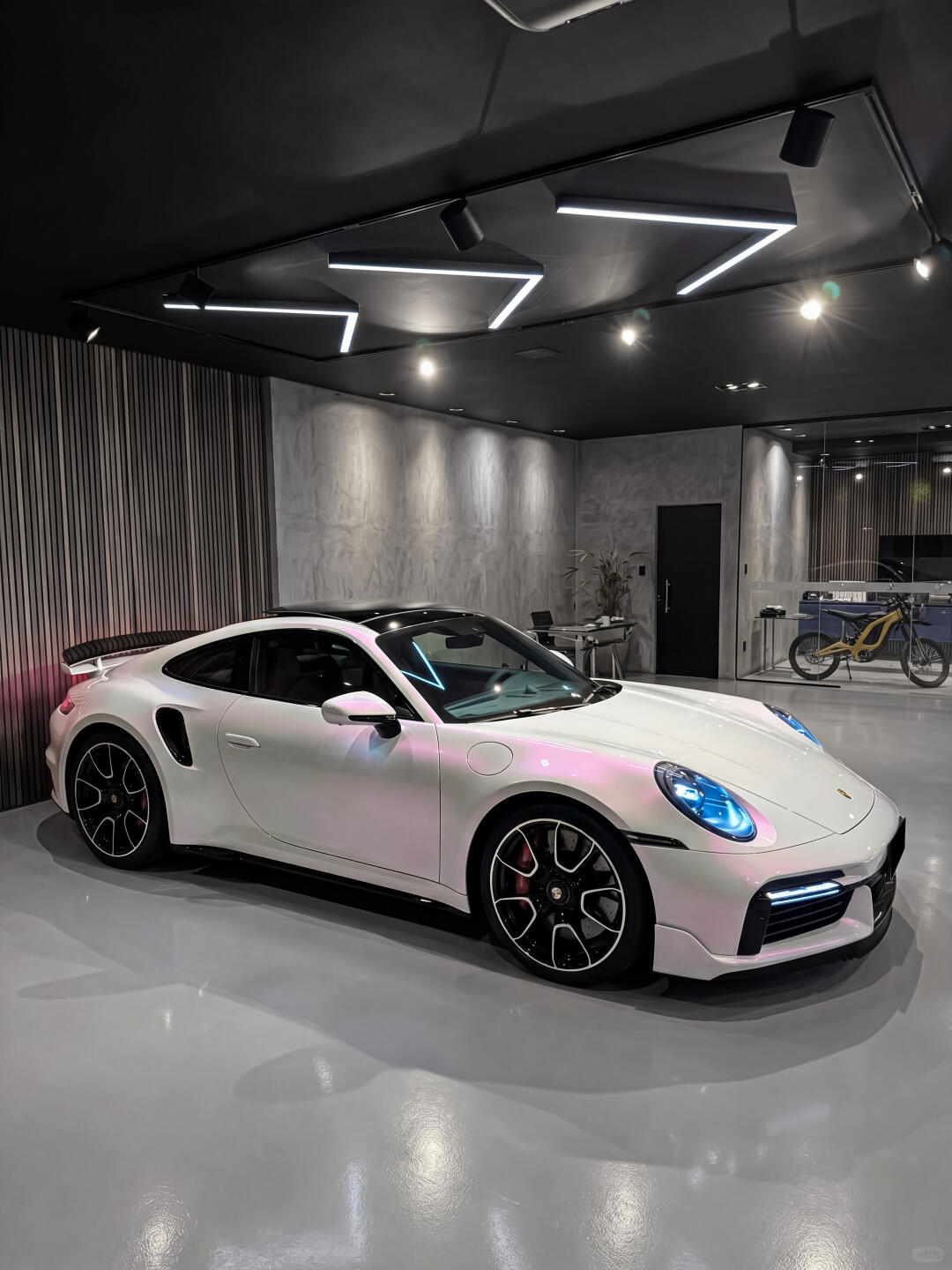 Where Can Wrap this Vinyl Wrapping Diamond Ice Red for Porsche