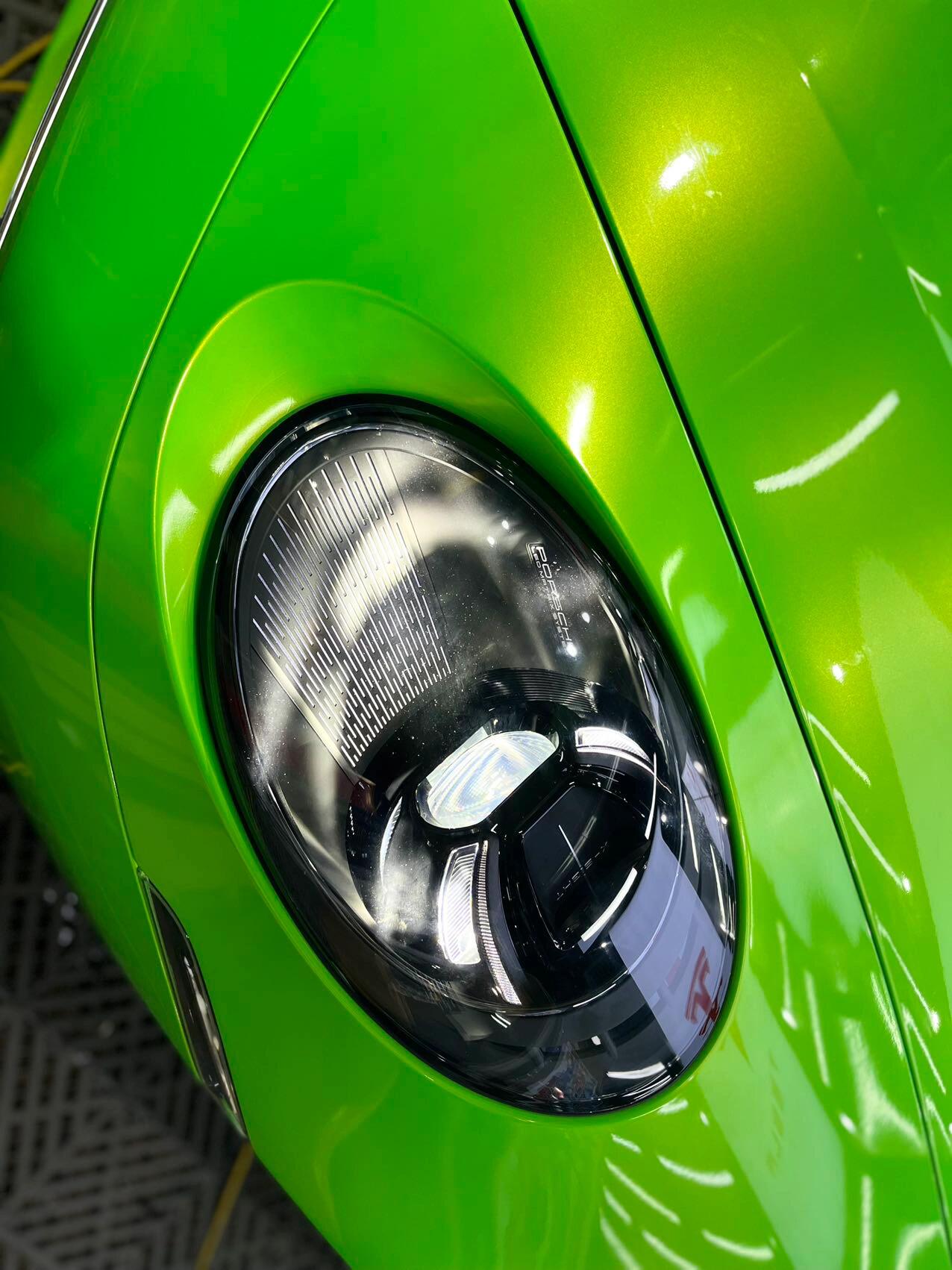 Vinyl Wrap Fantastic Apple Green