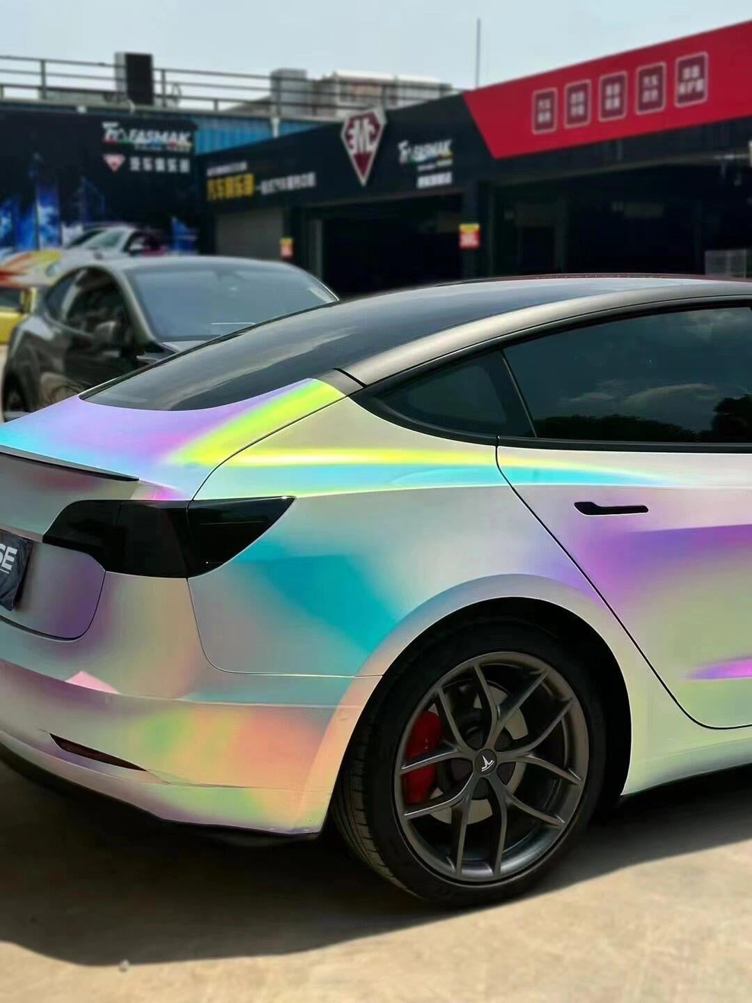 Vinyl Wrap Rainbow Chrome White