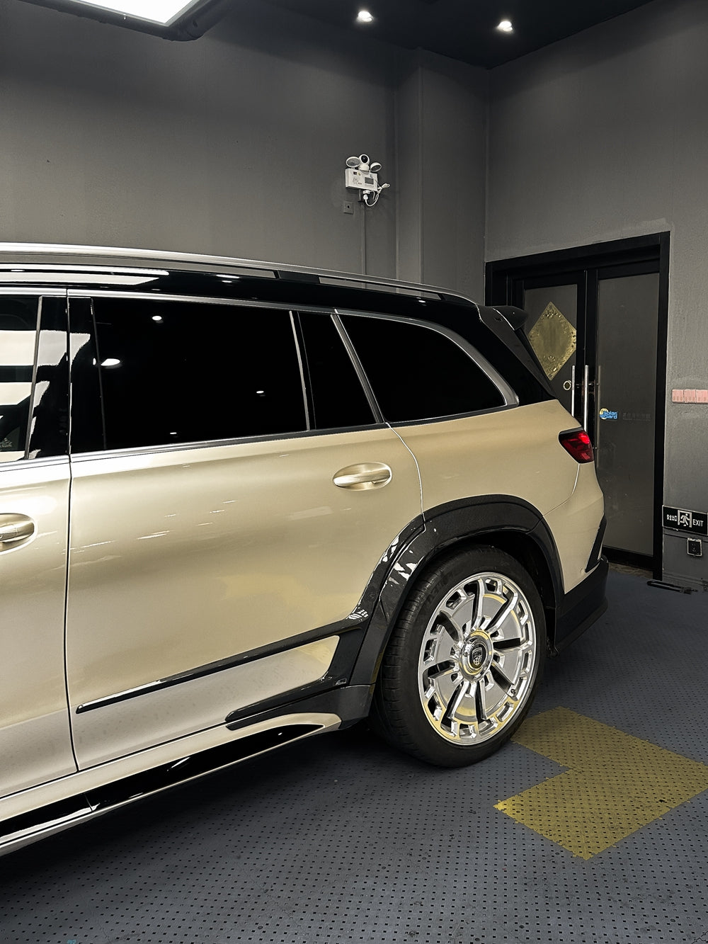 Vinyl Wrap Super Paint Champagne Gold